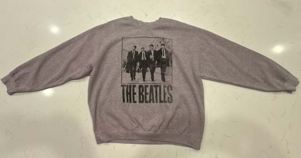 The Beatles Sweatshirt Size 1X Grey Band Print Fleece Crewneck